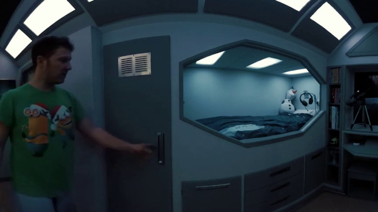 spaceship bed