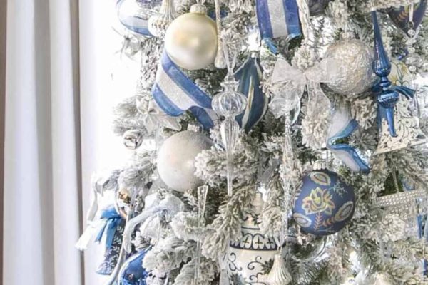 blue and white christmas decor