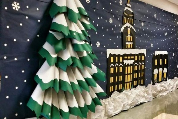 classrooms decorated for christmas