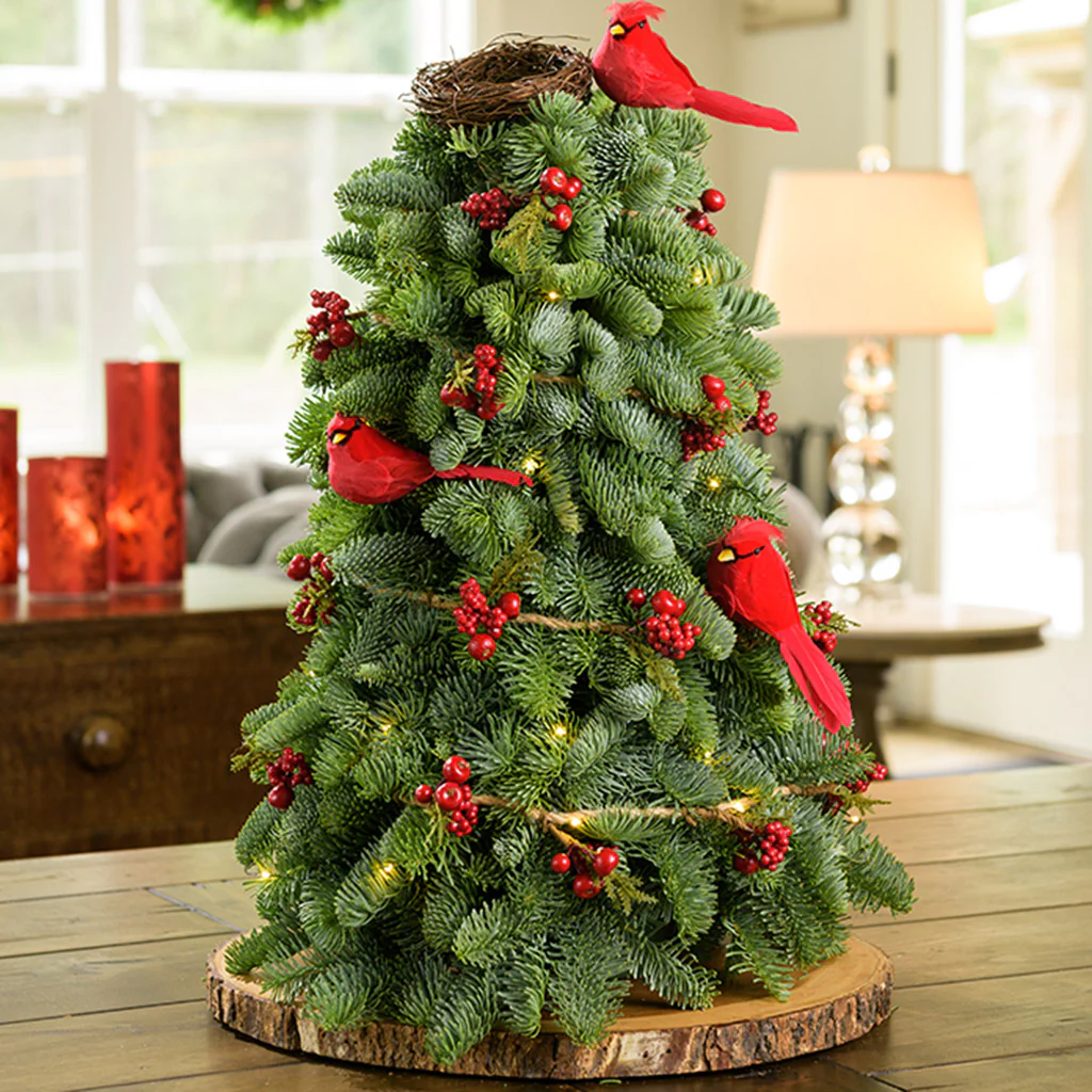 cardinal christmas decor